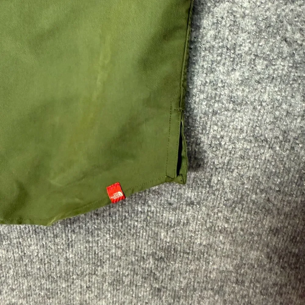 The North Face Shirt Mens Large Green Button Down Adjustable Sleeves Hiking Gorp